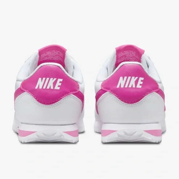 Nike CortezBoys' Grade School/Shoes/Casual Sneakers/Casual Running Sneakers